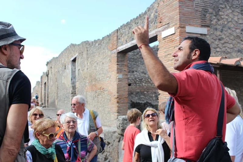Pompeii: The Ultimate Skip-the-Line Archaeological Adventure - Meeting at Piazza Esedra