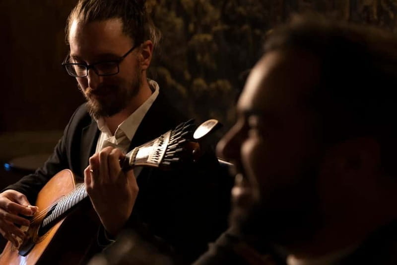 Porto: An Intimate Fado Show in a Historical Tavern - Close-up music without microphones