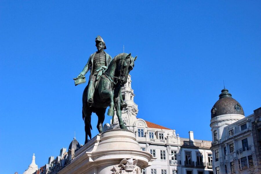 Porto: Historic City Center Walking Tour - Aliados Avenue and Porto’s grander face