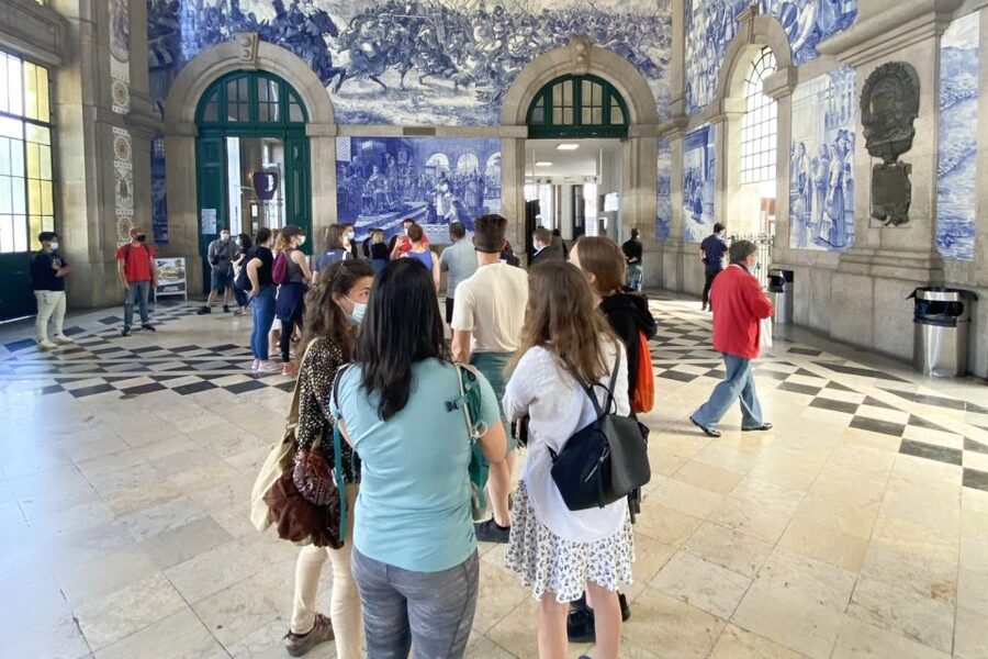 Porto: Historical Center Walking Tour - Should you book the Porto Historical Center Walking Tour?