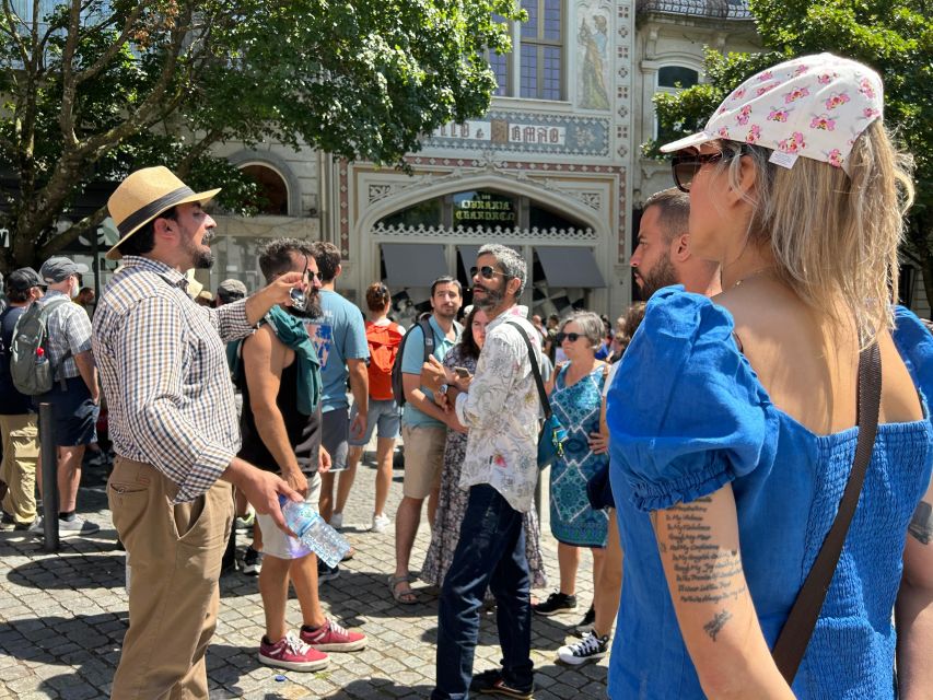 PORTO: Historical Walking Tour - Art nouveau streets and the Lello Bookshop