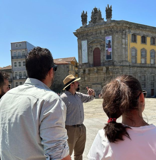 PORTO: Historical Walking Tour - Views of the Douro, Gaia, and Dom Luís Bridge