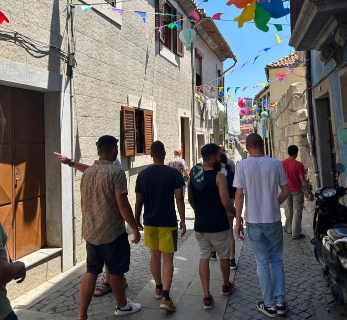 PORTO: Historical Walking Tour - Bolsa Palace and the return through the center
