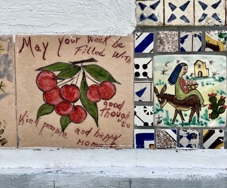 Positano: Old Town Walking Tour with Archaeologist Guide - Spiaggia Maggiore and the main Positano view