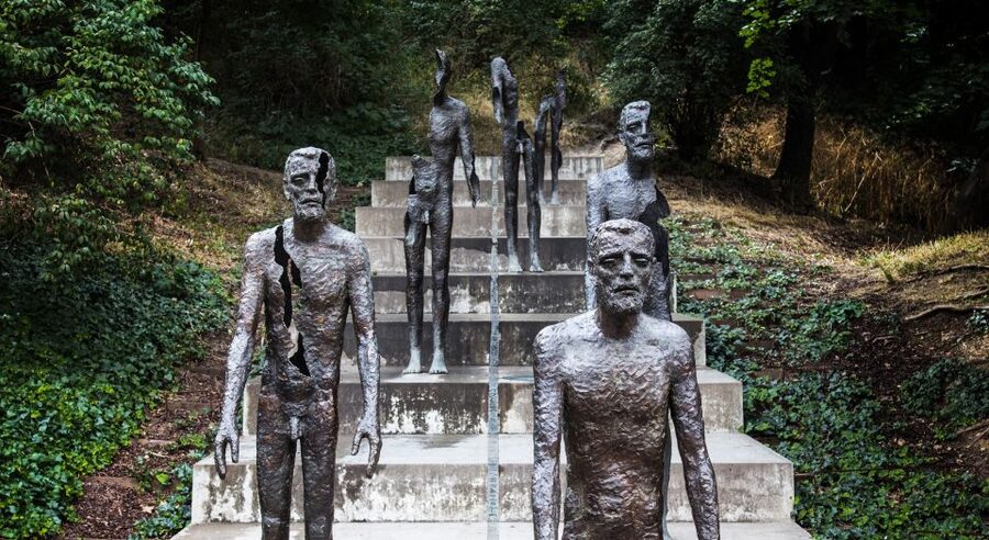 Prague: 3–Hour Communism and World War 2 E-Bike Tour - Why an e-bike works well for Prague’s difficult history