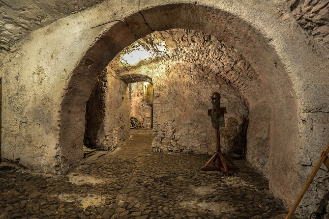 Prague Ghosts, Legends, Medieval Underground and Dungeon Tour - The candlelit dungeon and torture displays