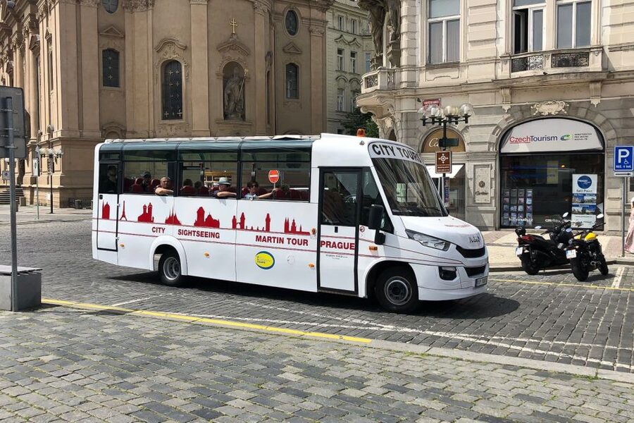 Prague: Historic City Center Bus Tour with Top Sights - Lesser Town and the return through central Prague