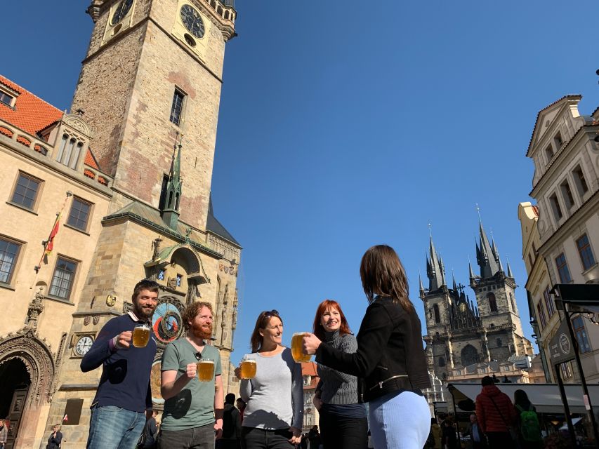 Prague: Historic Pubs Tour with Drinks - New Town and the first local bar