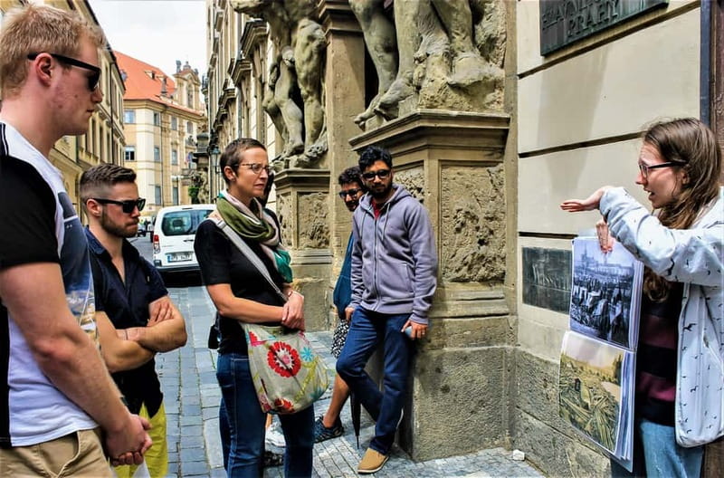 Prague: Oldtown, Medieval Underground & Dungeon History Tour - The alchemy laboratory and Prague’s Golem legend