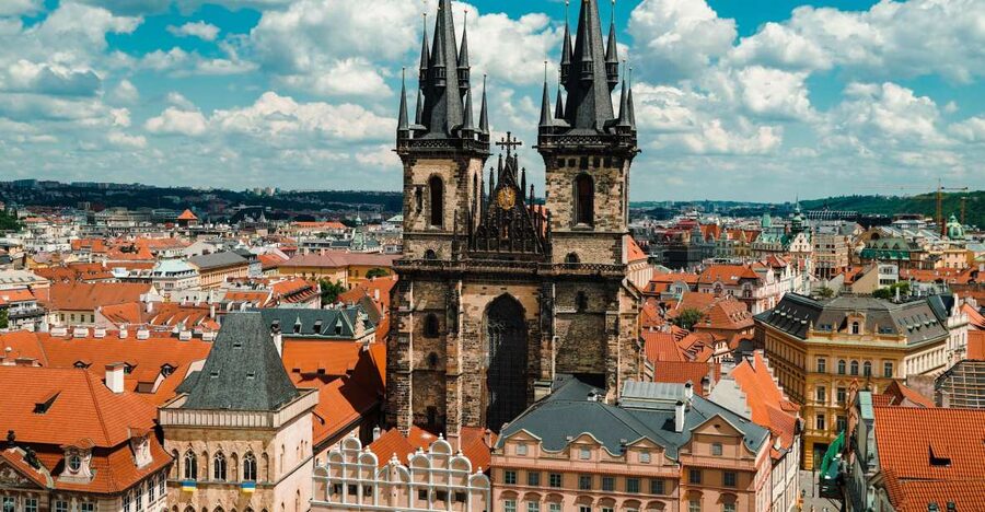 Prague: Top Sights and Historic Center Introduction Tour - Price, group size, and what you actually receive