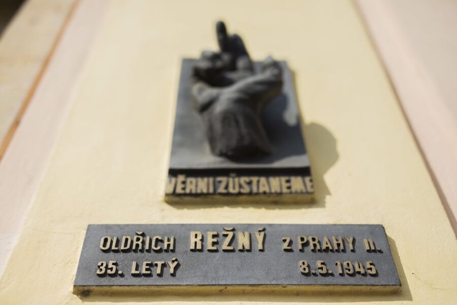Prague: World War 2 and Operation Anthropoid Walking Tour - Wenceslas Square and the student uprising