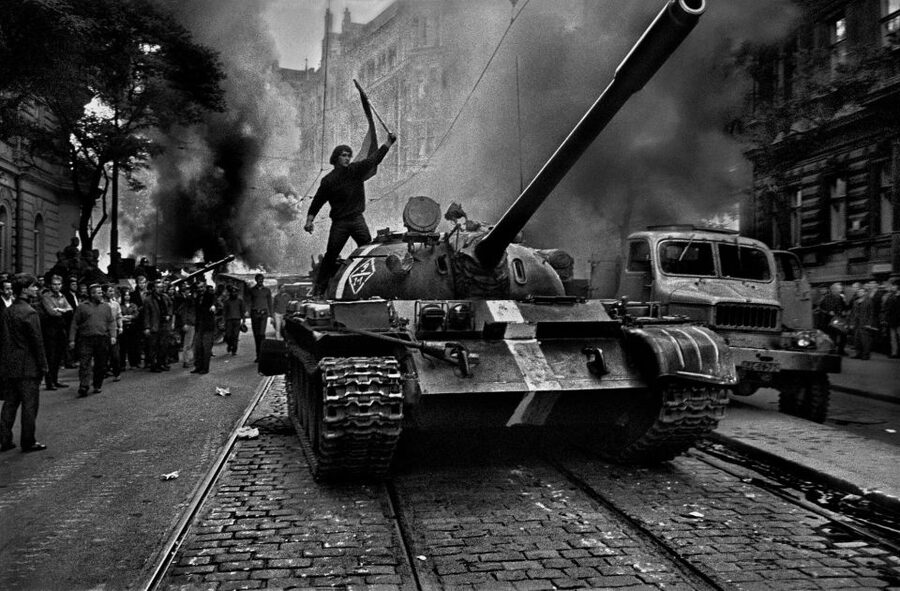 Prague: World War II and Communist History Tour - Municipal House and the road into Nazi rule