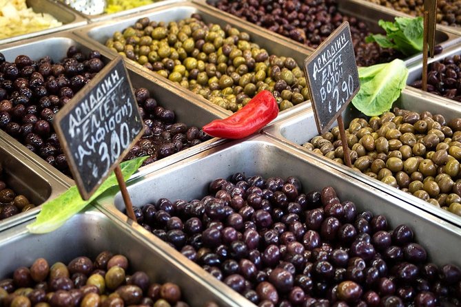 Private Athens Walk: Ruins, Markets & Local Stories - Plaka, coffee, and a chance to slow down