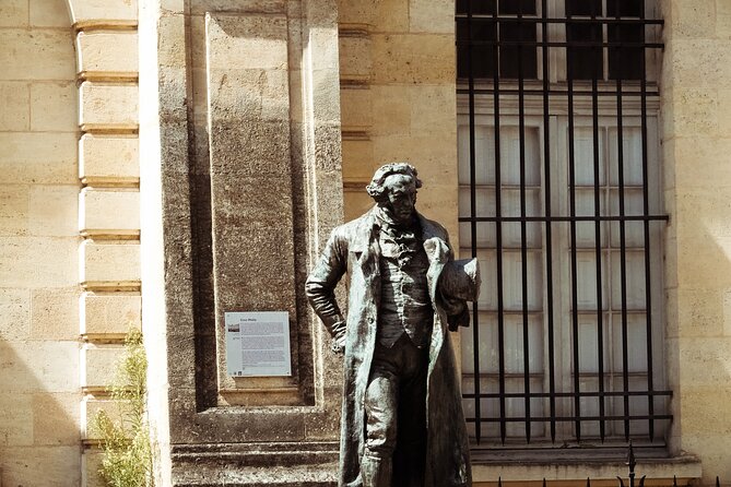 Private Bordeaux History Tour with a glass of Bordeaux wine. - Allées de Tourny and the Girondins monument