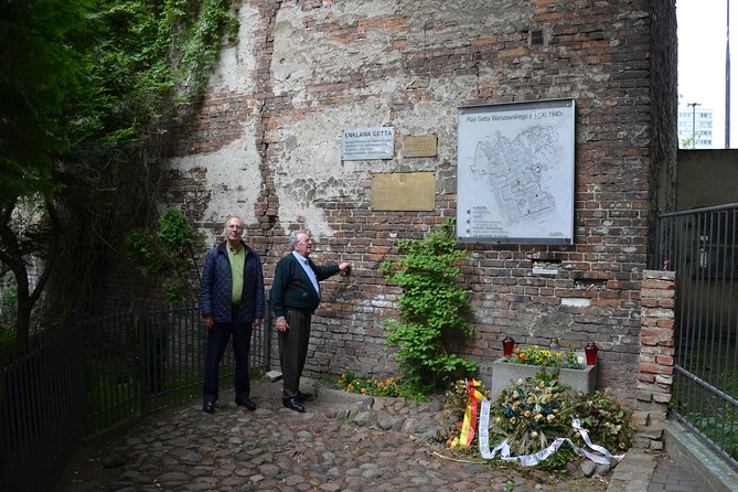 Private Historical Tour of Warsaw by a Retro Fiat with Pickup - The Warsaw Uprising and the cost of occupation