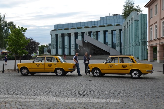 Private Historical Tour of Warsaw by a Retro Fiat with Pickup - Rebuilt Old Town and Castle Square