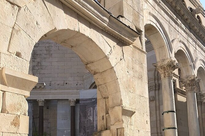 Private History Split Walking Tour in English - The Golden Gate and Gregory of Nin