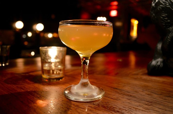 Private Nightlife Tour in Denver: Culture, History, and Cocktails - Why the Private Format Matters