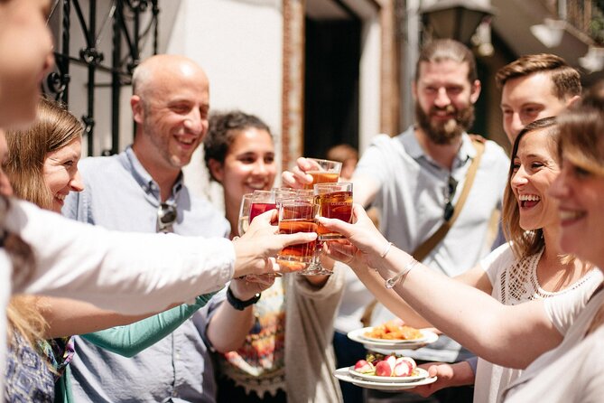 Private Seville Tapas & History Tour - Stop four: home cooking at Bar Bistec