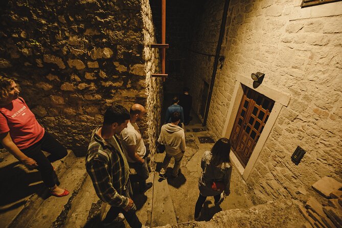 Private Sibenik Walking Historical Morning or Evening Tour - Who should book this Šibenik tour?