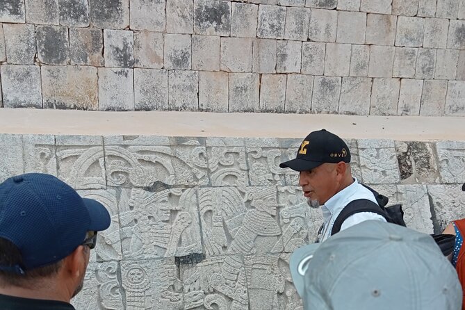Private Tour in Chichen Itza Official History Guide - A private way to see more than the pyramid