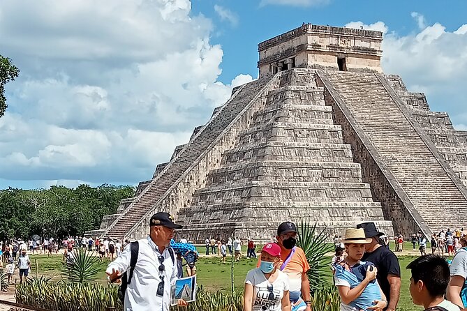 Private Tour in Chichen Itza Official History Guide - The Great Ball Court and Platform of Venus