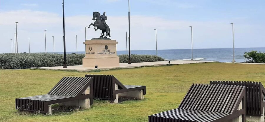 Puerto Plata: City tour through the historic old town - Fort San Felipe: the most substantial historic sight