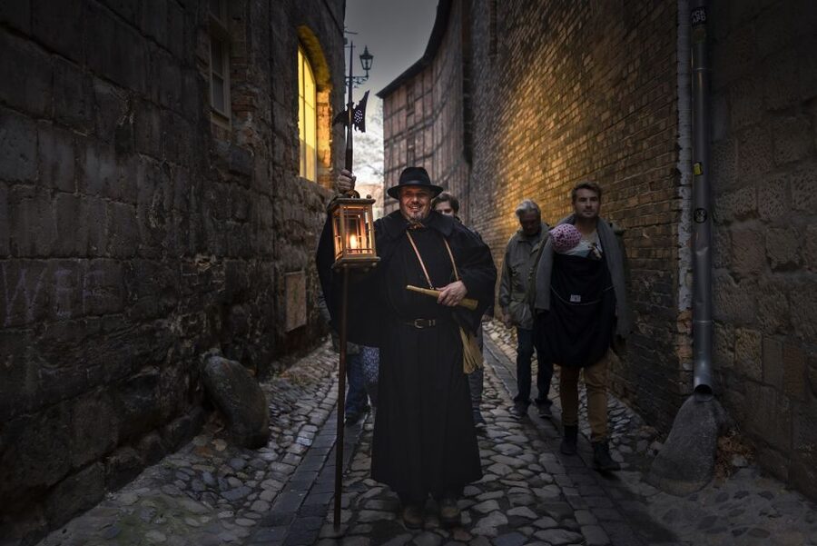 Quedlinburg: Historical Old Town Evening Walking Tour - Key points to know before you book
