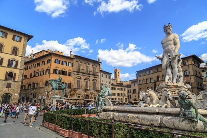 Renaissance & Medieval Florence Guided Walking Tour plus mobile App - The Duomo complex in a 20-minute stop