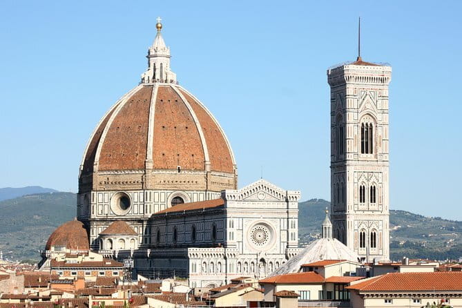 Renaissance & Medieval Florence Guided Walking Tour plus mobile App - Rubbing the nose of Il Porcellino