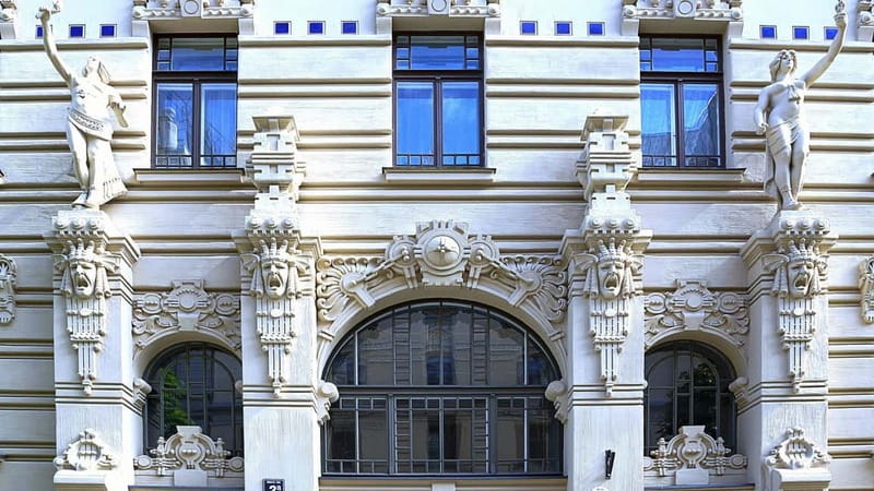 Riga: 2-Hour History of Art Nouveau Walking Tour - Who should book this Riga walking tour?