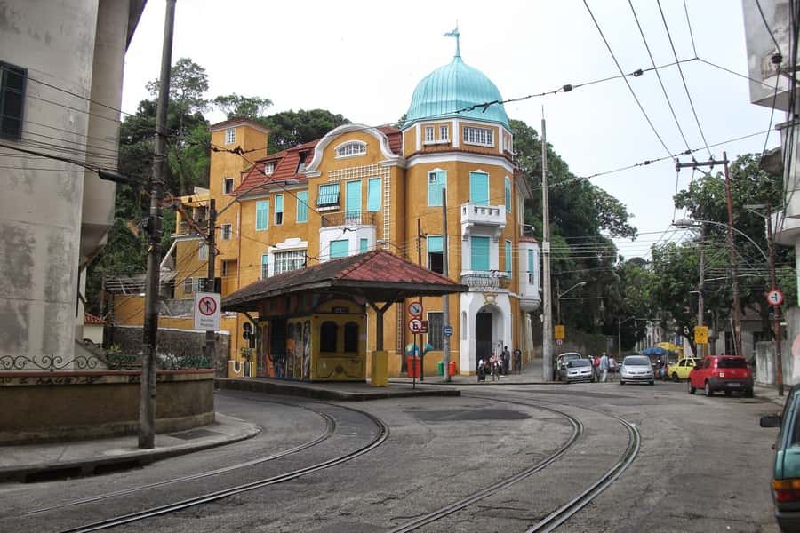 Rio de Janeiro: Historic Rio and Santa Teresa Half-Day Tour - Santa Teresa by car, with time for the details