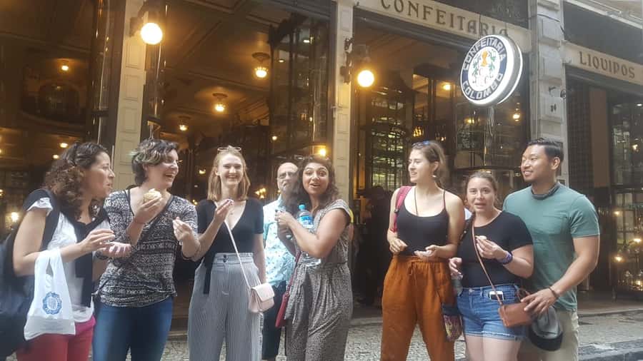 Rio de Janeiro: Historical Downtown and Lapa Walking Tour - Lapa, local routines, and the modern center