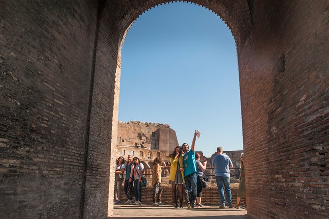 Rome: Colosseum Arena Floor, Roman Forum and Palatine Hill Tour - Meeting point, headsets, and group size