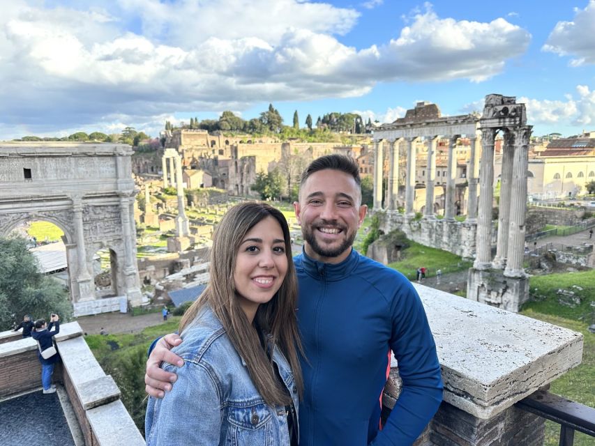Rome: Colosseum, Circus Maximus, Forum & Ancient Rome Tour - Ponte Fabricius and Tiber Island