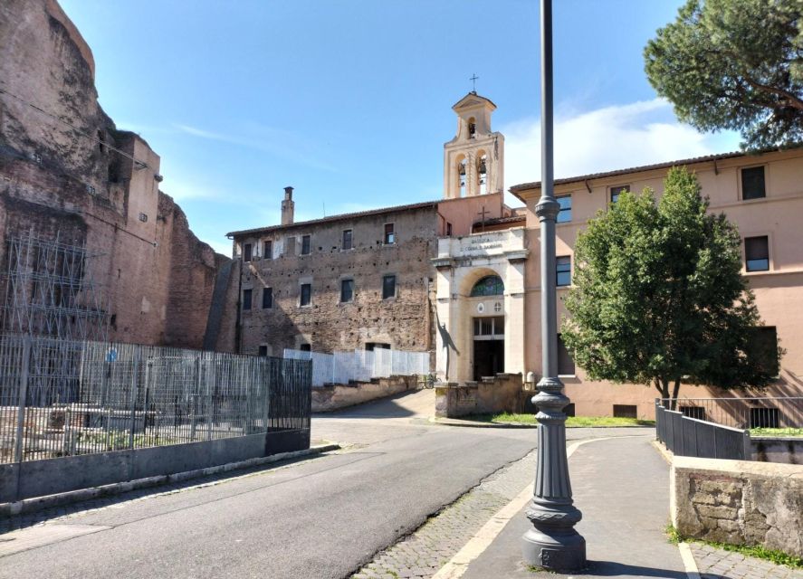 Rome: Colosseum, Roman Forum, and Palatine Hill Ancient Tour - Choosing between the one-hour and 2.5-hour routes