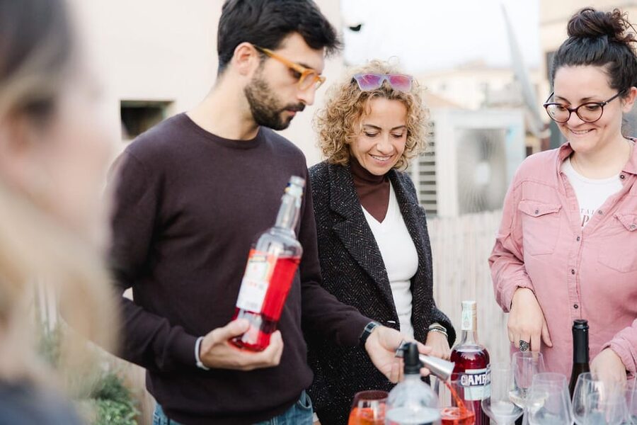 Rome: Food Tour of the Historic Center with Rooftop Spritz - Making a Spritz on a private rooftop