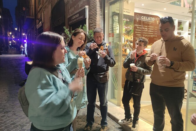Rome: Trastevere street food and history tour - small group - Piazza di Santa Maria in Trastevere