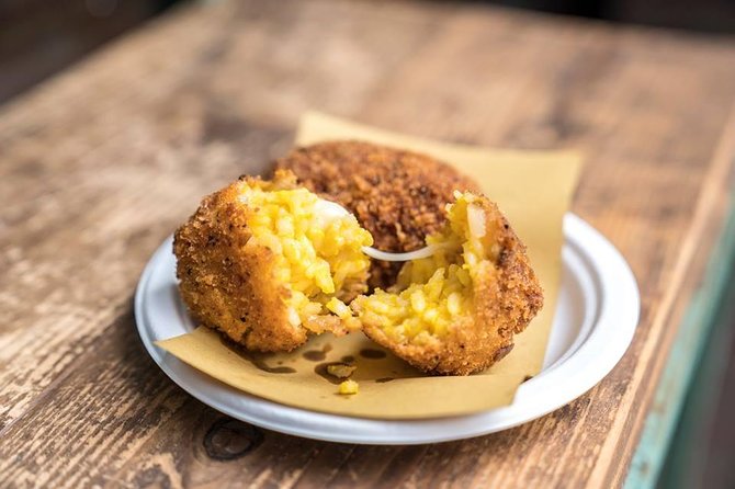 Rome: Ultimate Street Food Tour in the Old Town by Do Eat Better - What the guides add to the food