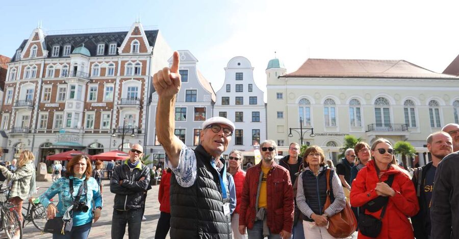 Rostock: Guided tour of the historic city center - A walking lesson in Rostock’s past