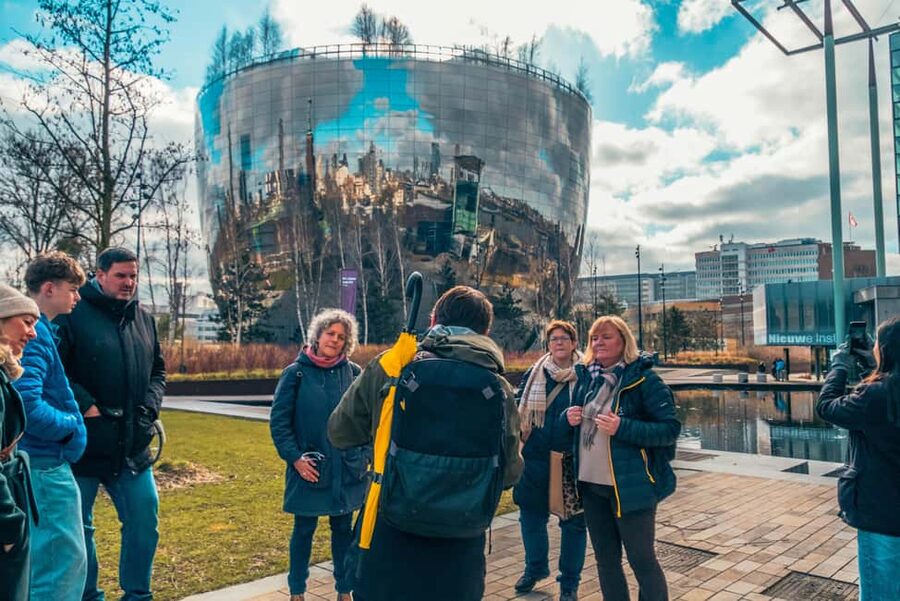 Rotterdam: Highlights, Gems, Architecture & History Walk - Finishing at the Markthal