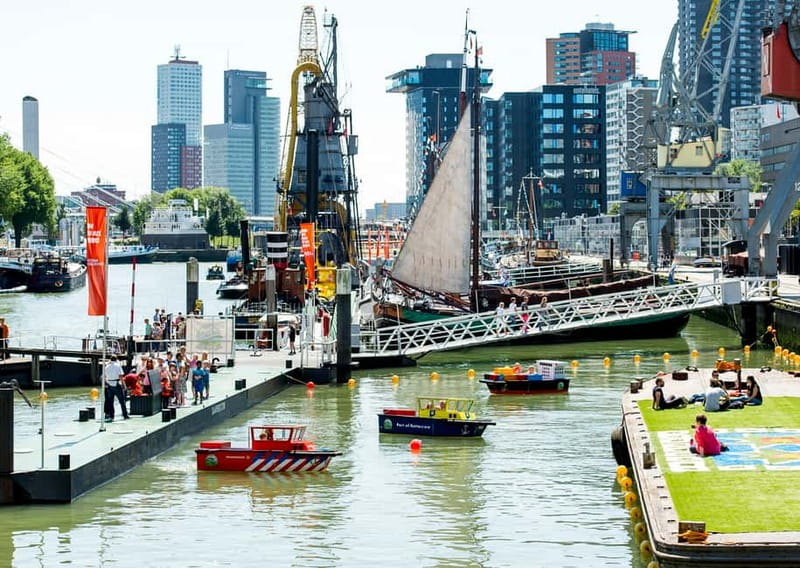 Rotterdam: Maritime Museum and historic museum harbor ticket - Take on the Offshore Experience