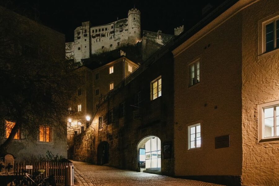 Salzburg: Dark History Tour - Is $32 a fair price for 90 minutes?