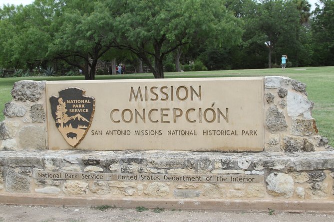 San Antonio Full-Day Historic City Tour - Market Square gives you an hour for food and shopping
