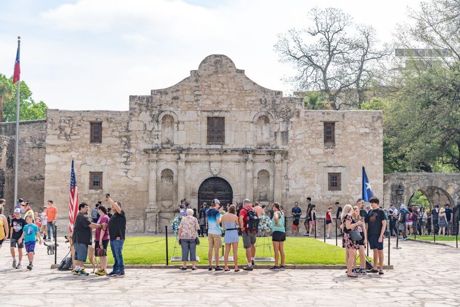 San Antonio: Historic Downtown Food and Culture Walking Tour - Texas comfort food at Iron Cactus