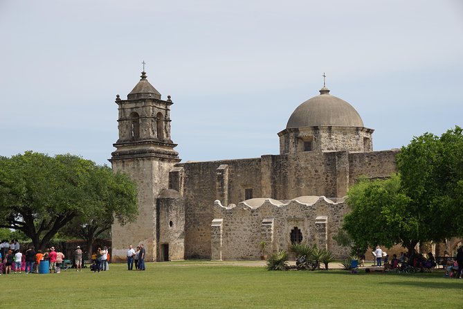 San Antonio Missions UNESCO World Heritage Sites Tour - The Espada Aqueduct in five focused minutes