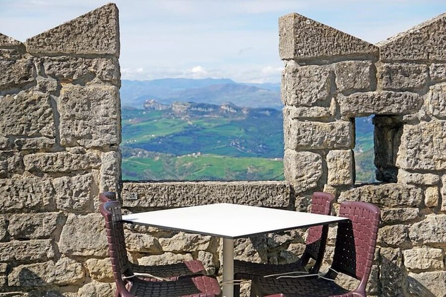 San Marino: UNESCO World Heritage Site Private Tour - Piazzetta del Titano and Cava dei Balestrieri
