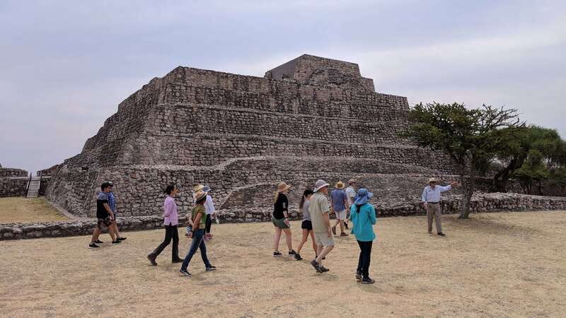 San Miguel: Cañada de la Virgen Archaeological Site Tour - Key points at a glance