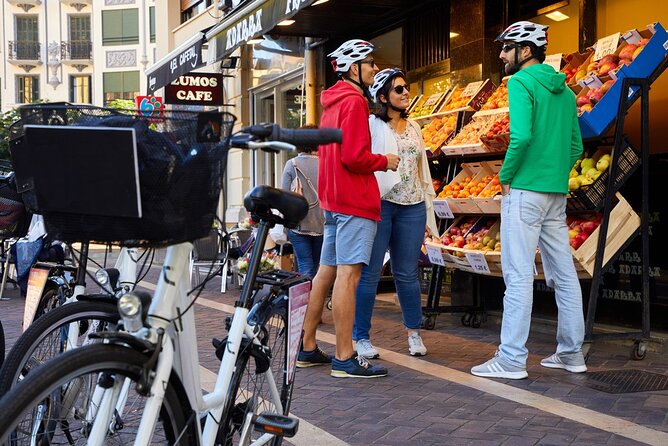 San Sebastian E-bike trour: Basque History and Cultural. - Miramar and Ondarreta Beach