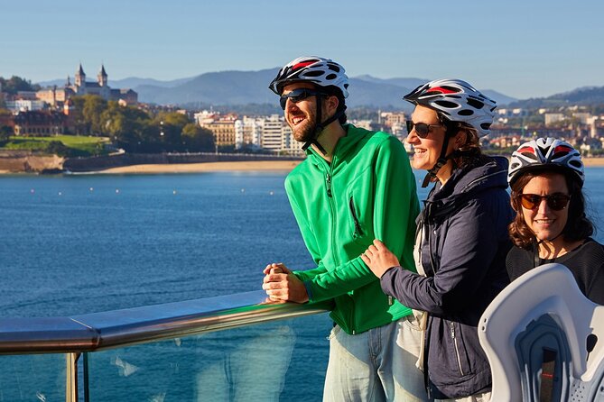 San Sebastian E-bike trour: Basque History and Cultural. - From workers’ neighborhoods to Belle Époque villas